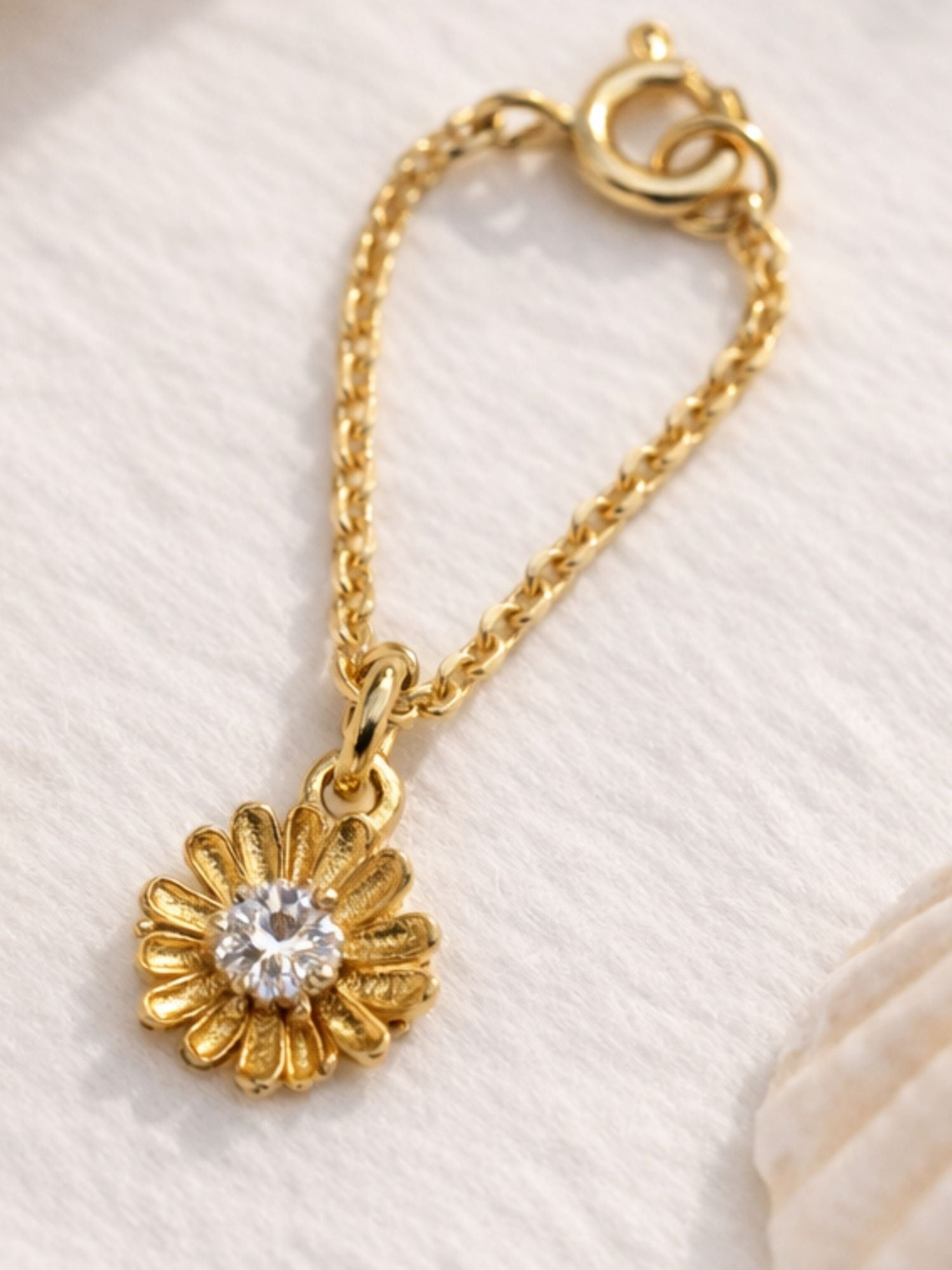 Daisy flower crystal watch charm on bag - 925 sterling silver gold plated - Abdesigns