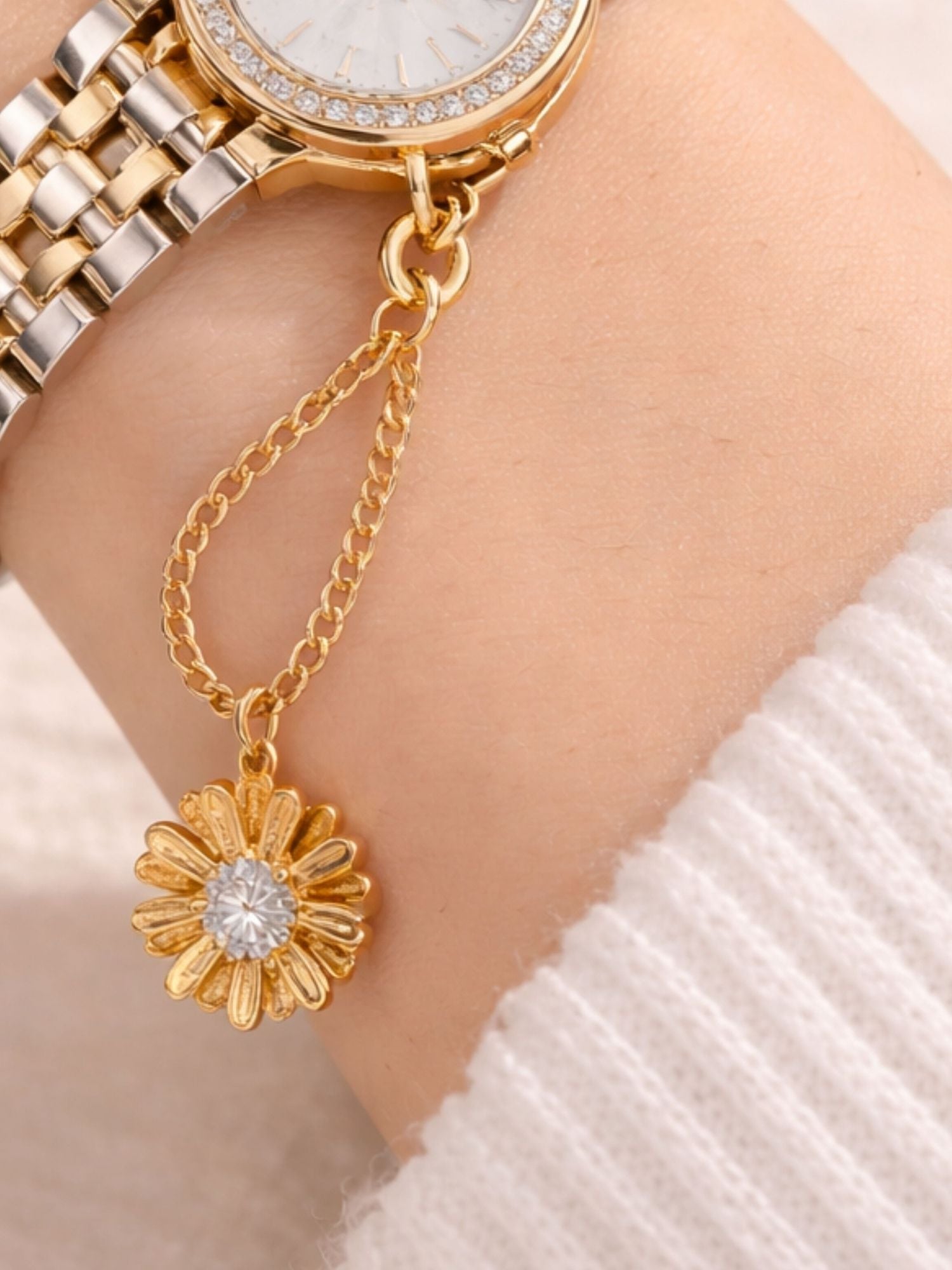 Daisy flower crystal watch charm - 925 sterling silver gold plated clip-on - Abdesigns